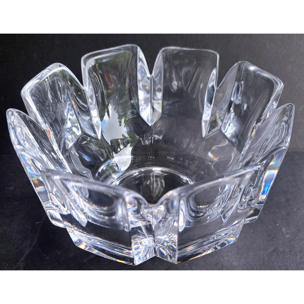 Orrefors Corona Crystal Bowl Eight‎ Petal Tulip Sweden Signed Lars Hellsten 7.5"